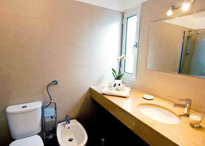 Private Vila832 In *