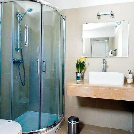 Private Vila832 In Willa